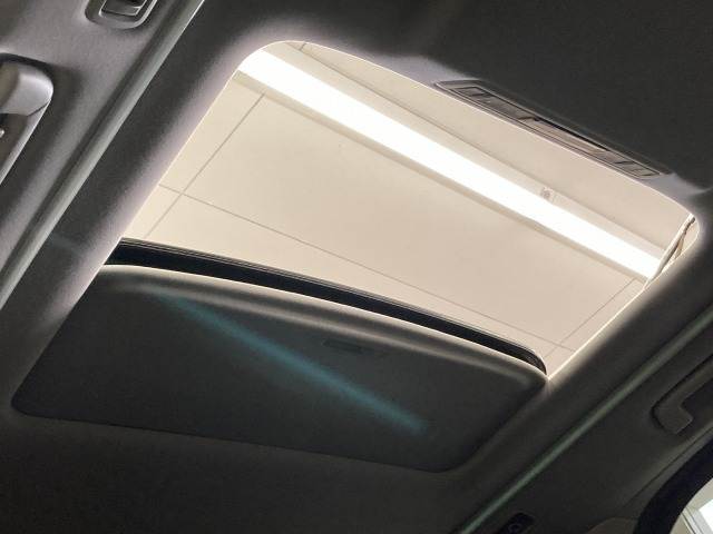 トヨタ アルファードの画像6