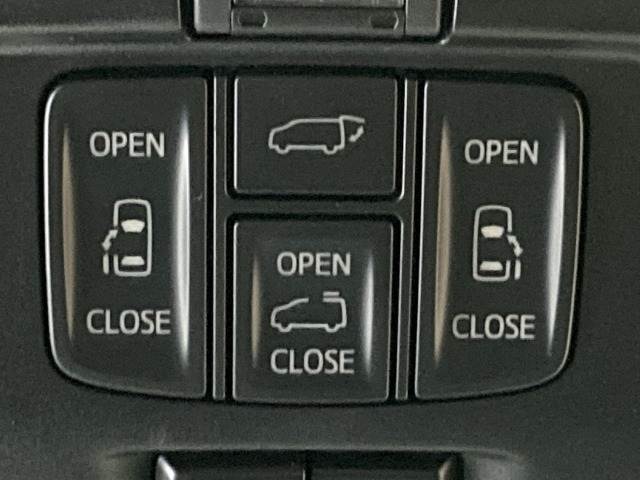 トヨタ アルファードの画像10