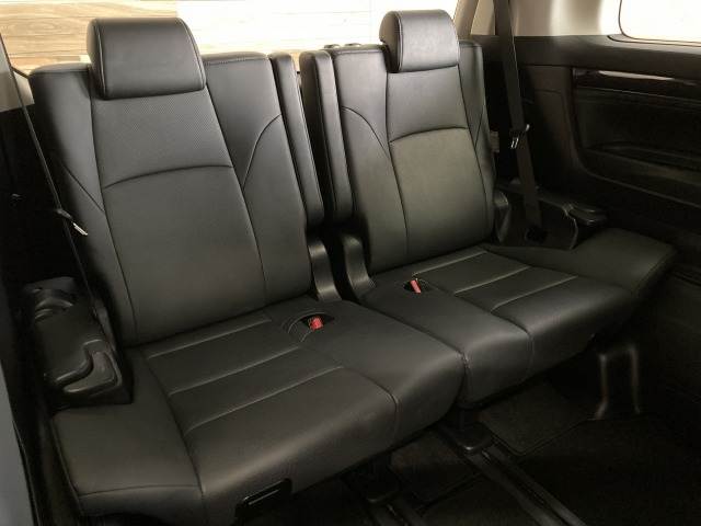 トヨタ アルファードの画像13