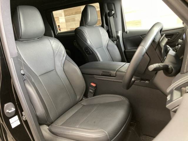 トヨタ ヴェルファイアハイブリッドの画像11