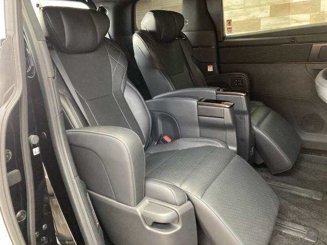 トヨタ ヴェルファイアハイブリッドの画像12