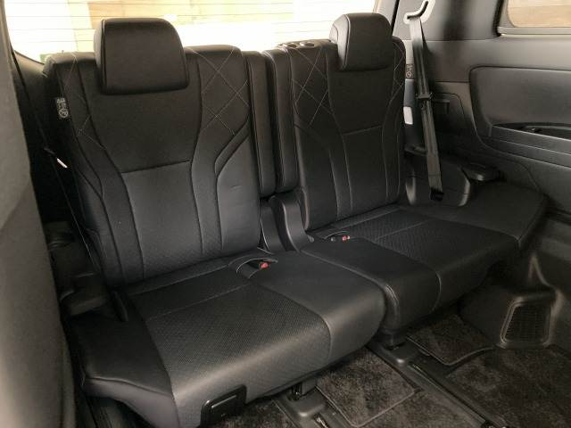 トヨタ ヴェルファイアハイブリッドの画像13