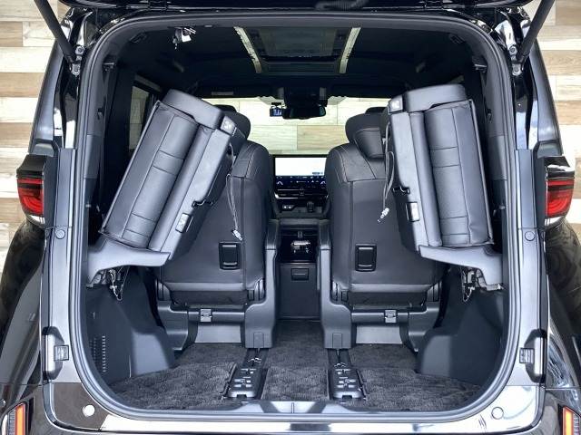 トヨタ ヴェルファイアハイブリッドの画像14