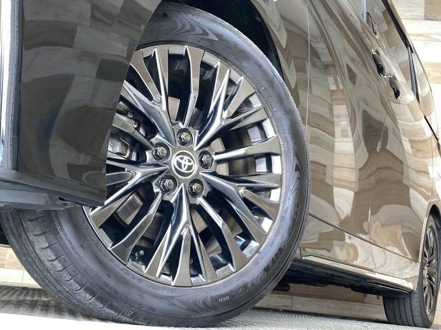 トヨタ ヴェルファイアハイブリッドの画像19