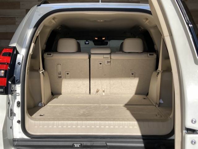 トヨタ ランドクルーザープラドの画像14