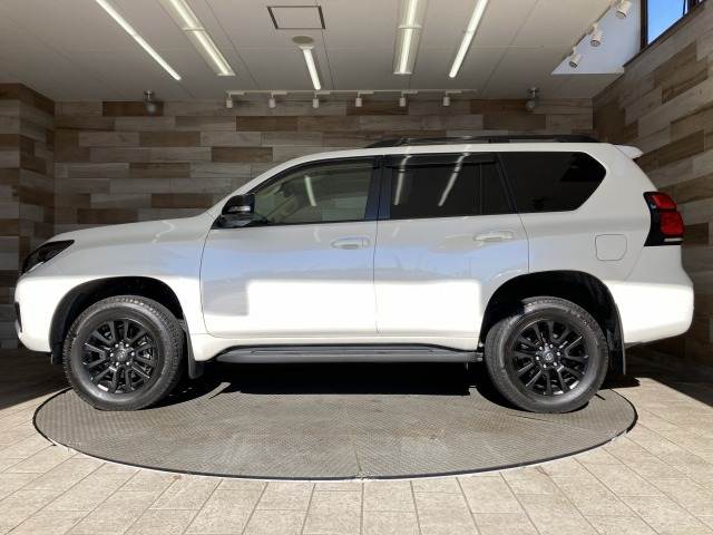 トヨタ ランドクルーザープラドの画像16