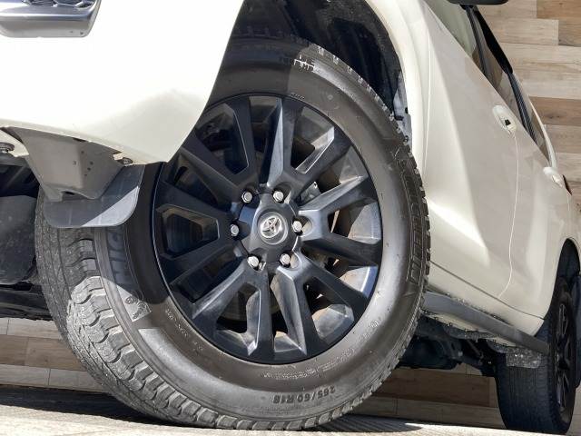 トヨタ ランドクルーザープラドの画像19