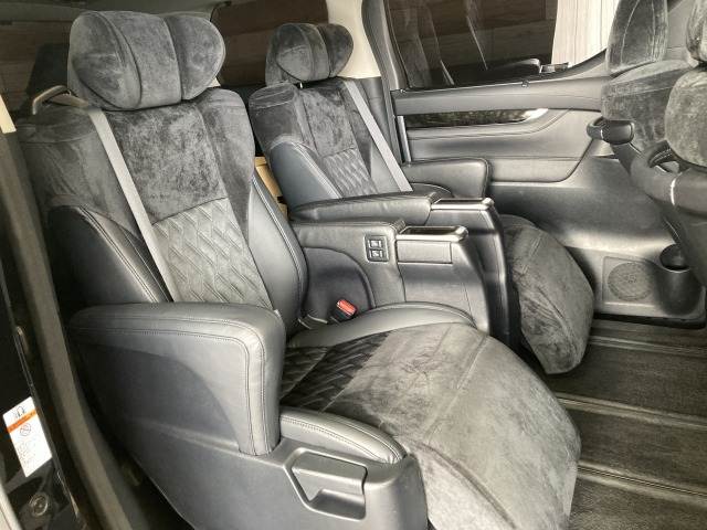 トヨタ&nbsp;ヴェルファイアの画像12