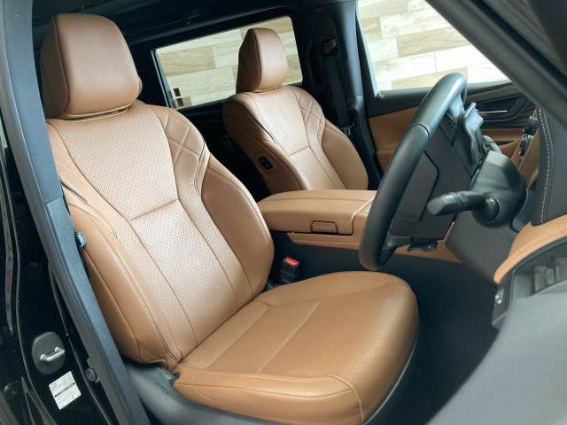 トヨタ&nbsp;ヴェルファイアハイブリッドの画像11