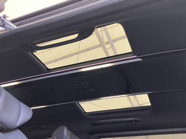 トヨタ&nbsp;ヴェルファイアハイブリッドの画像6