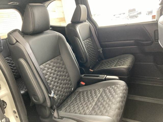 トヨタ&nbsp;ヴォクシーの画像12