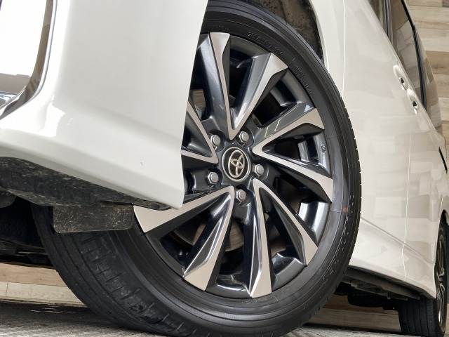 トヨタ&nbsp;ヴォクシーの画像19