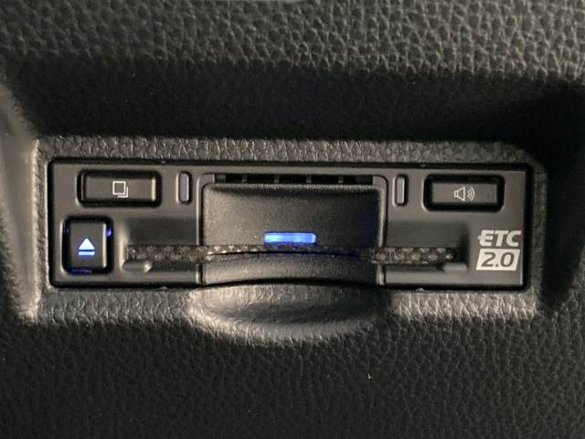 トヨタ&nbsp;ヴォクシーの画像9