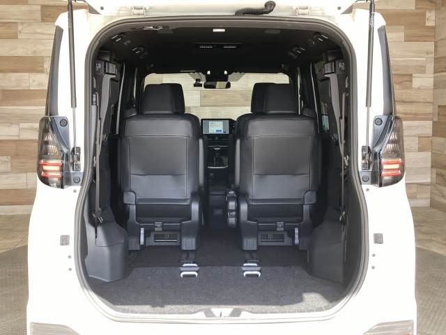 トヨタ&nbsp;ヴォクシーの画像14