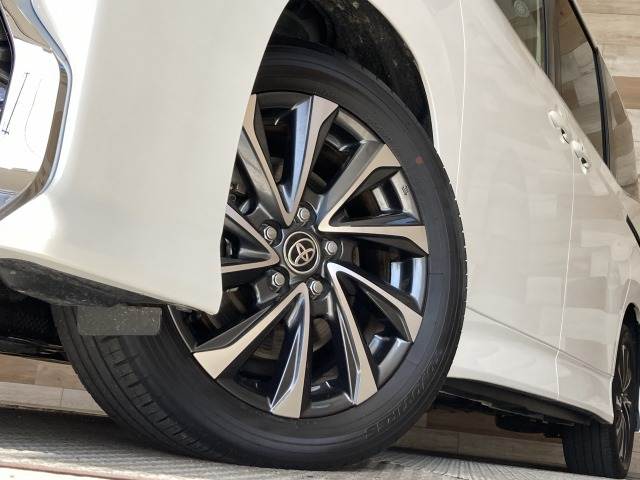 トヨタ&nbsp;ヴォクシーの画像19