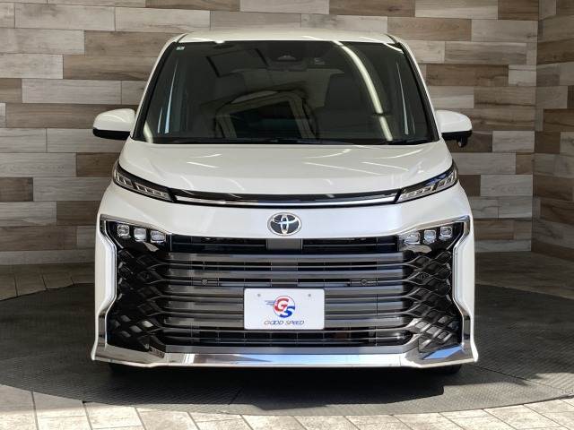 トヨタ&nbsp;ヴォクシーの画像3