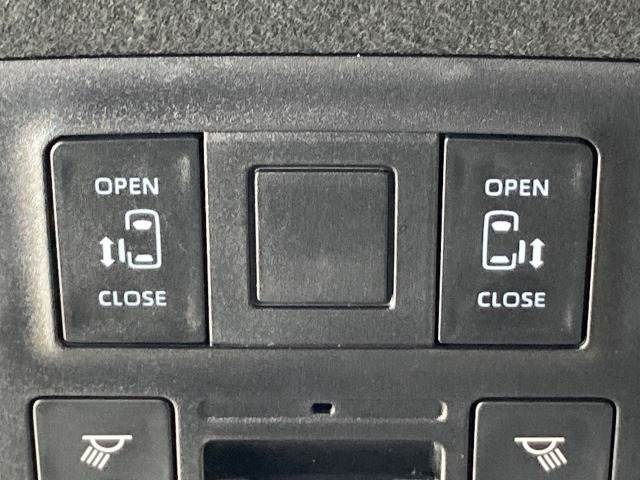 トヨタ&nbsp;ヴォクシーの画像8