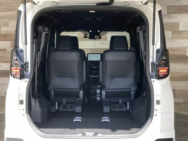 トヨタ&nbsp;ヴォクシーの画像14