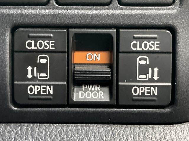 トヨタ&nbsp;ヴォクシーの画像6