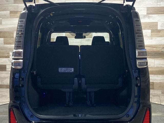 トヨタ&nbsp;ヴォクシーの画像14