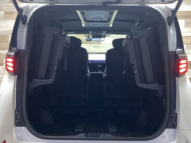 トヨタ&nbsp;アルファードハイブリッドの画像14