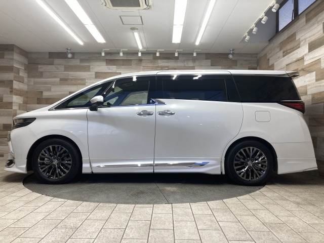 トヨタ&nbsp;アルファードハイブリッドの画像16