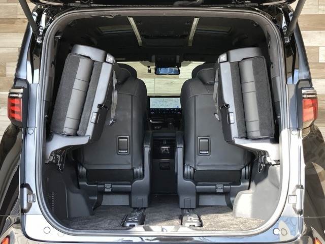 トヨタ&nbsp;アルファードハイブリッドの画像14