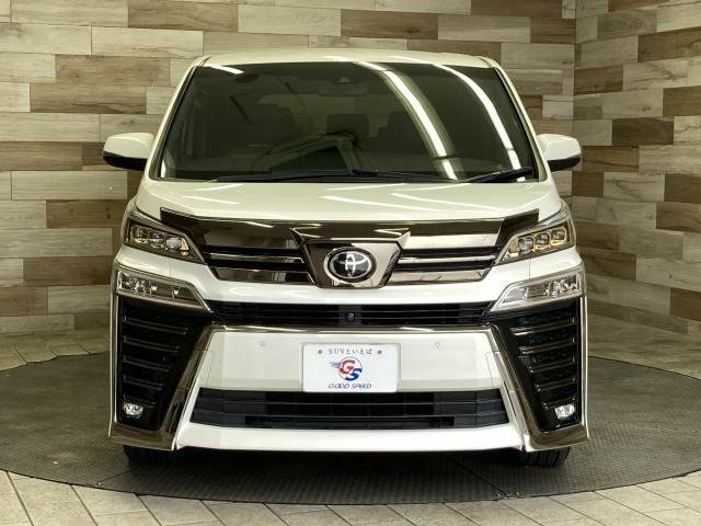 トヨタ ヴェルファイアの画像3