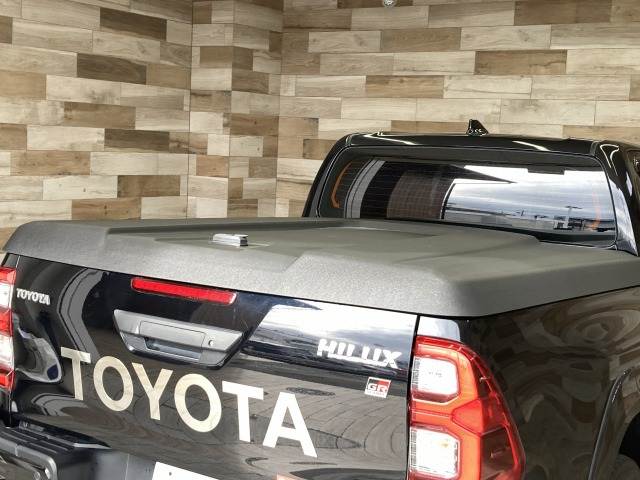 ハイラックス□Z“GR SPORT” 内装他