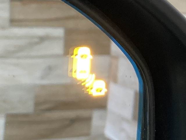 ホンダ ヴェゼルハイブリッドの画像7