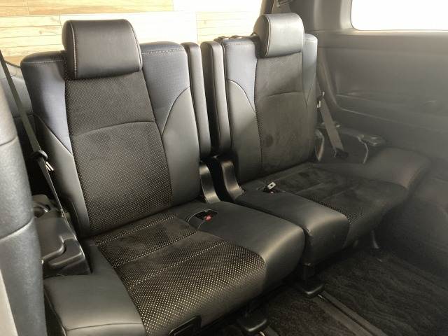 トヨタ ヴェルファイアの画像13