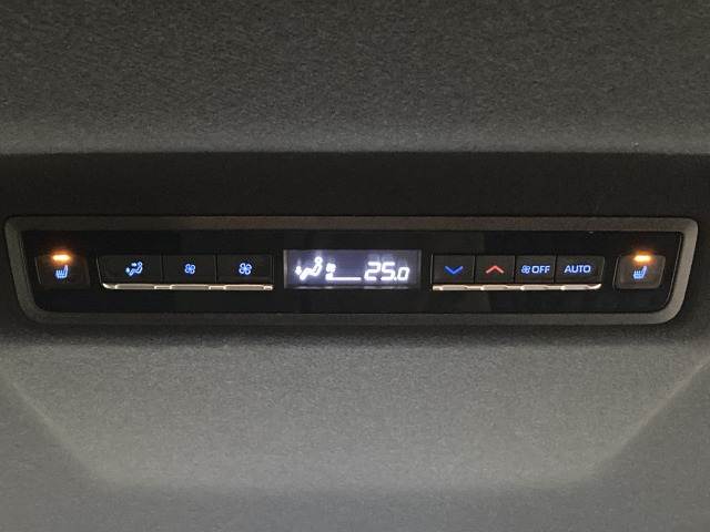 ヴォクシーハイブリッド□S-Z 内装他