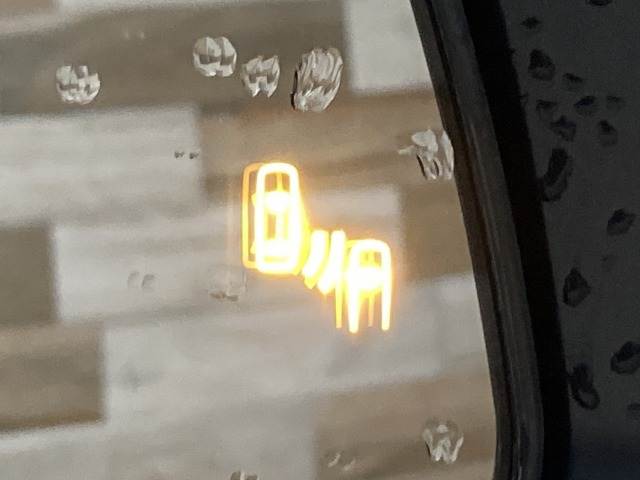 トヨタ&nbsp;ヴォクシーハイブリッドの画像7