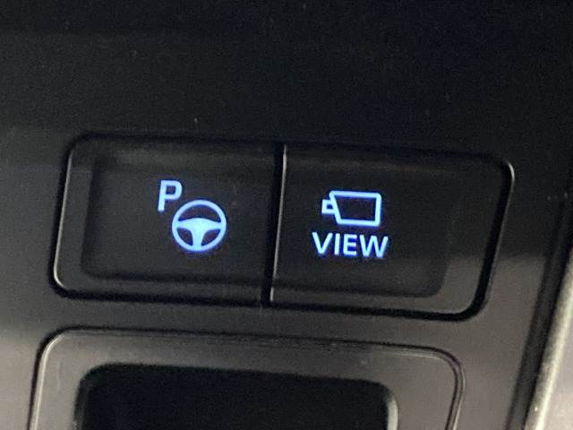 トヨタ&nbsp;ヴォクシーハイブリッドの画像9