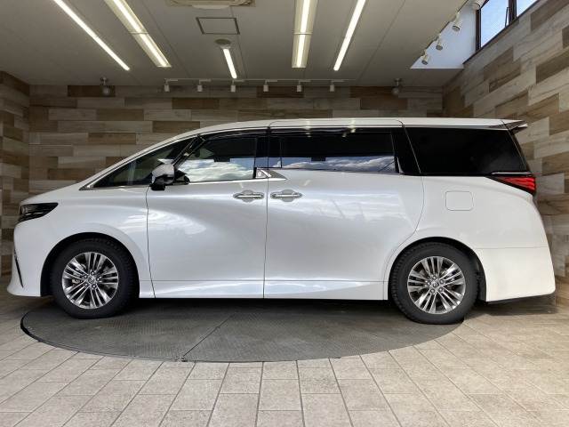 トヨタ&nbsp;アルファードハイブリッドの画像16