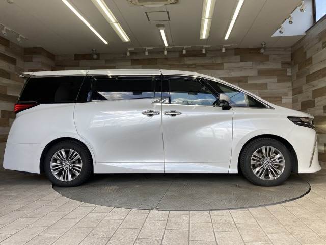 トヨタ&nbsp;アルファードハイブリッドの画像17