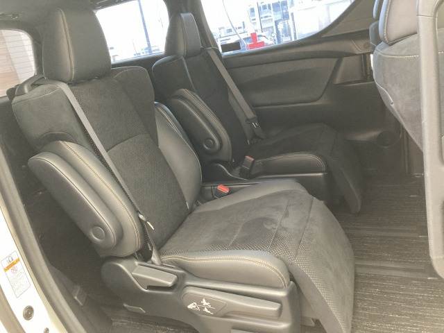 トヨタ アルファードの画像12