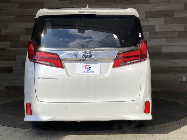 トヨタ アルファードの画像15