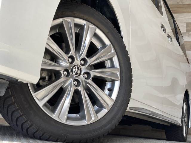 トヨタ アルファードの画像19