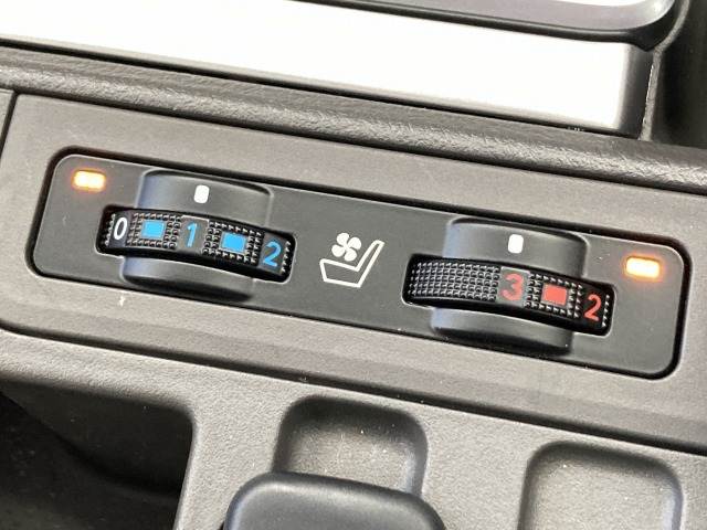 トヨタ&nbsp;ランドクルーザープラドの画像10