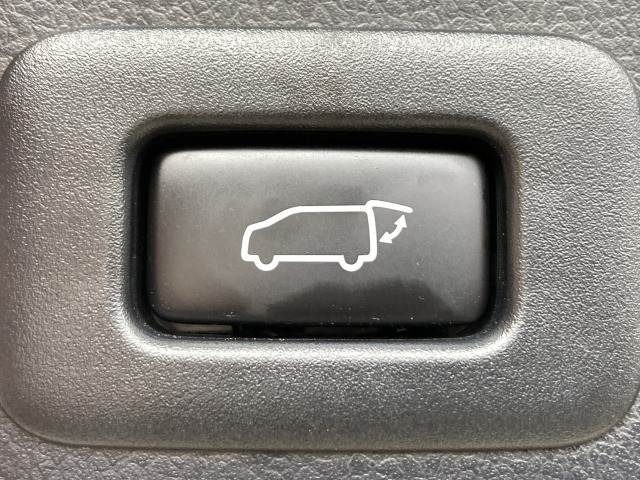 トヨタ&nbsp;アルファードハイブリッドの画像10