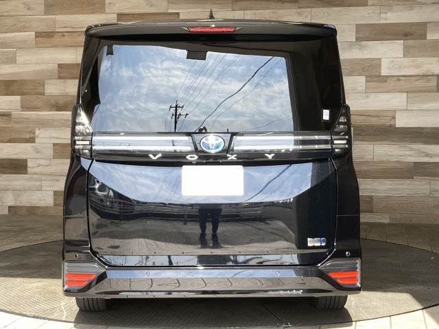 トヨタ&nbsp;ヴォクシーハイブリッドの画像15