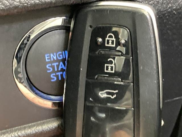 トヨタ ランドクルーザープラドの画像11