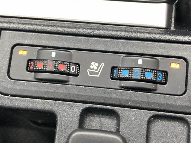 トヨタ ランドクルーザープラドの画像9