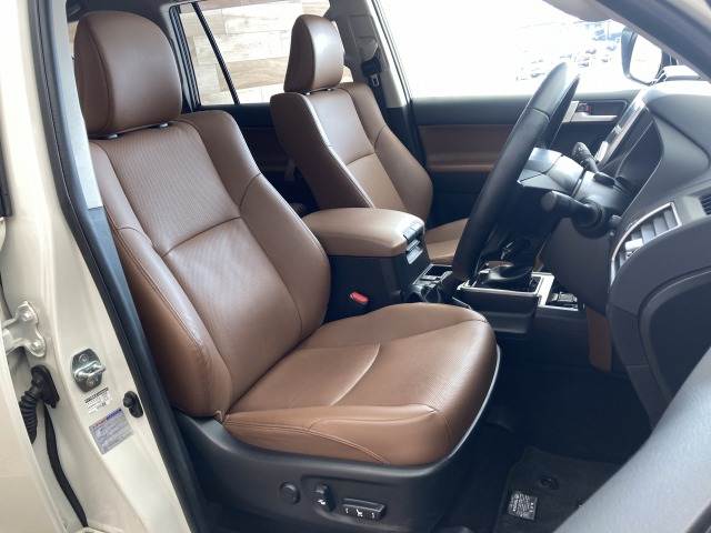 トヨタ&nbsp;ランドクルーザープラドの画像12