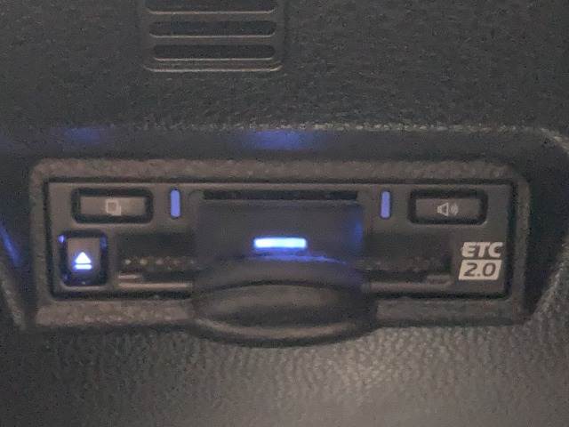 トヨタ&nbsp;ヴォクシーハイブリッドの画像8