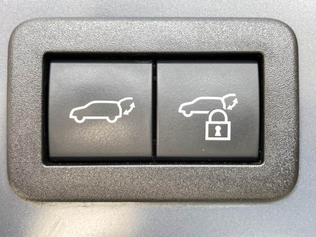 トヨタ&nbsp;プリウスの画像11