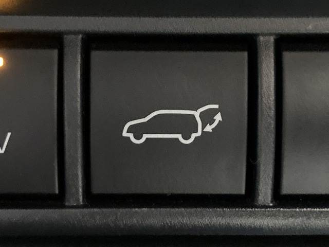 トヨタ&nbsp;プリウスの画像9