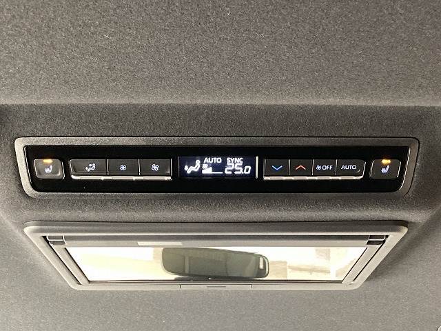 トヨタ&nbsp;ノアハイブリッドの画像7