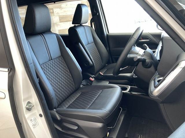 トヨタ&nbsp;ノアハイブリッドの画像11